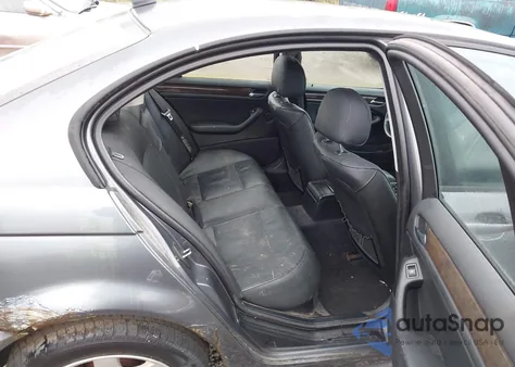 2002 BMW 325 Xi из США, поврежденный, VIN WBAEU33422PH85075